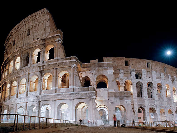 colosseo-notturna